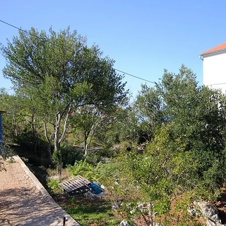 Lukoran 836b Apartment